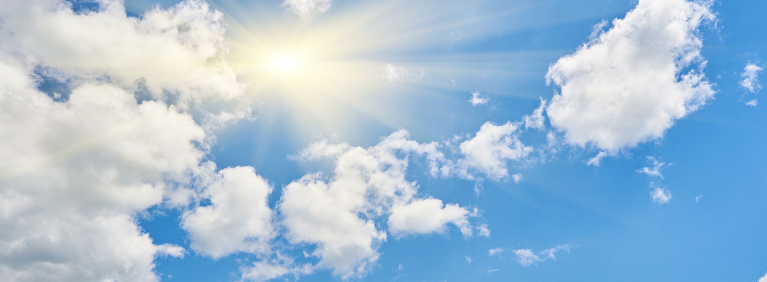Sun & Clouds: Adapting Pharmaceutical Skincare for Seasons